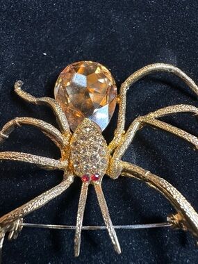 Gold Spider Brooch with Amber Teardrop Crystal